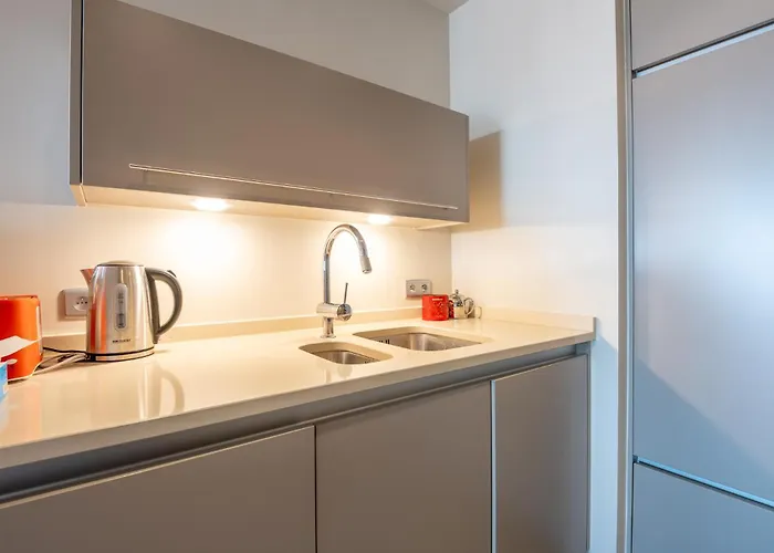 Wonderful 3br With Sublime Seaviews